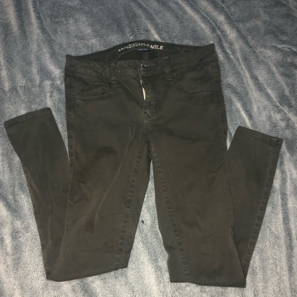 Hunter green AE super stretch jeggings